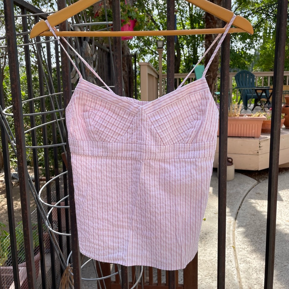 Adorable 90s top